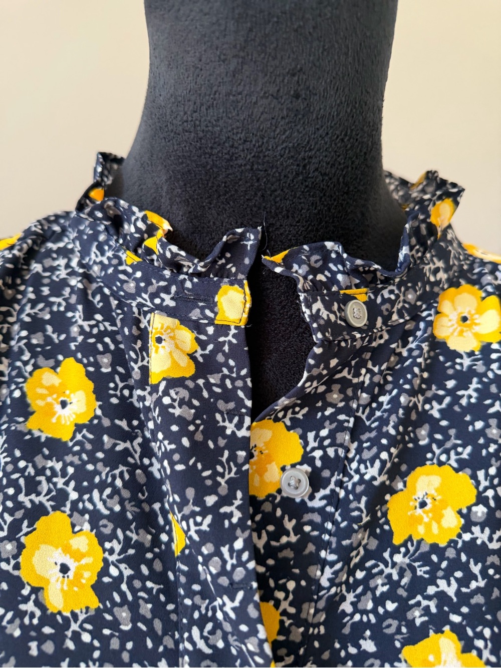 LOFT Navy Floral Ruffle Cap-Sleeve Blouse - Yellow Flower Print Medium - Picture 8 of 10